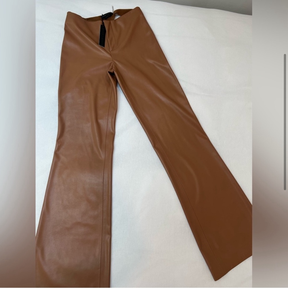 ✨ SOLD Alice + Olivia Brown Leather Wide Leg Pant
